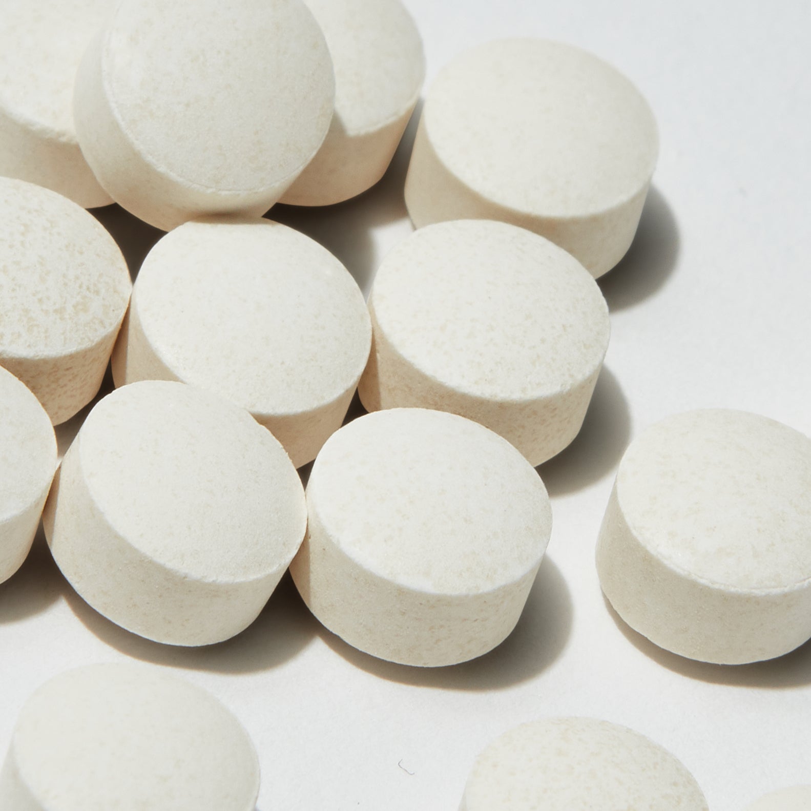 5 Reasons to Switch to Toothpaste Tablets
